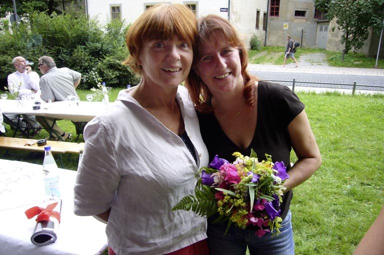 2007aBarbara+Karin Barbara Rauch (links) war von 1994 bis 2006 Kulturmanagerin